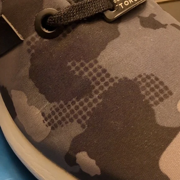 Adidas Unisex ZX Flux J Camo Sneakers - Picture 11 of 14